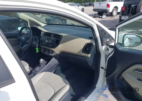 2014 Kia Rio Lx z USA, uszkodzony, nr VIN KNADM4A33E6350780